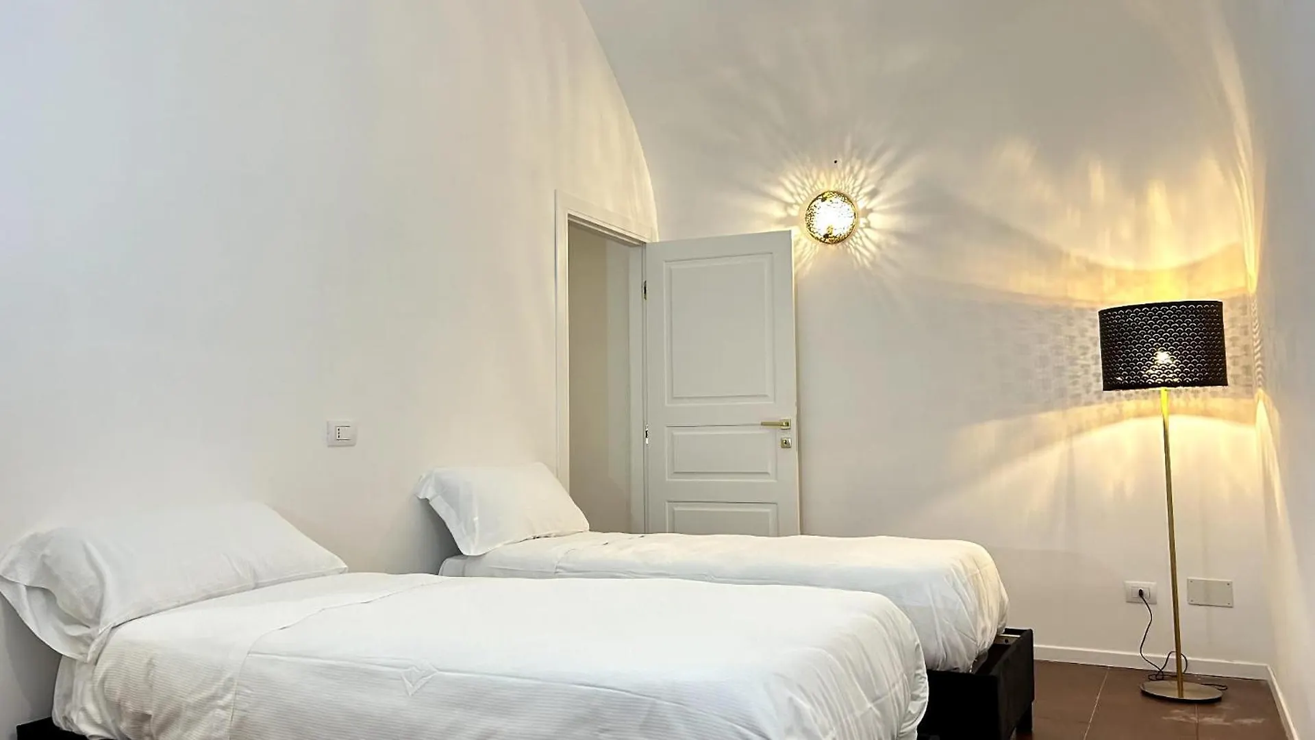 Affittacamere Hotel Giglio Borbonico Napoli Italia